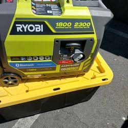 Generador Ryoby 2300 W