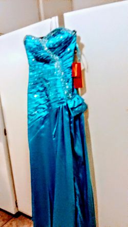 Turquoise Beaded Sequined Fit n Flare Satin Gown Size 4