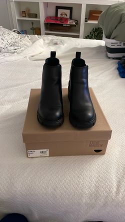 Steve Madden Black Boots