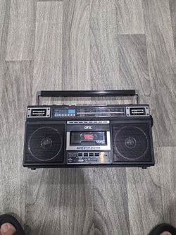 QFX J-220BT Boombox MP3 Conversion from Radio to Cassette with 4-Band (AM, FM, SW1, SW2) Radio with Bluetooth, Rechargeable Battery, Dual 3 Speakers, 