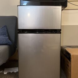 Refrigerator + Freezer