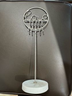 Jewelry holder