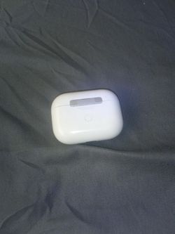 Air pod pro 2 and 40inch Roku tv for sale