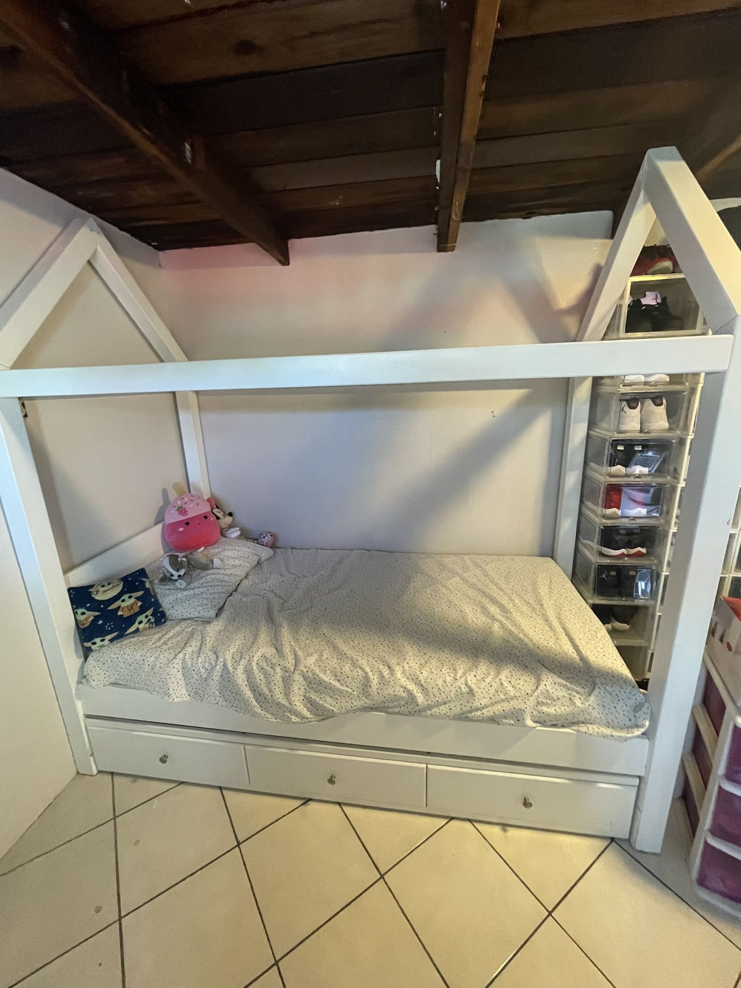 Kids Twin Size Bed With Storage Drawer