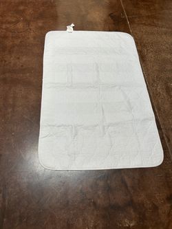 Crib mattress protector