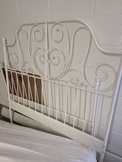 Bed Frame & Mattress, Full
