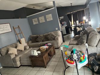 Living room set of couches (4pcs)