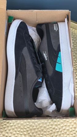 Puma x Mercedes-AMG Petronas F1 MAPF1 Suede T – Black/Dark Grey/Sheen Green
Style 308024-01 | Size US 9 | Brand New in Box