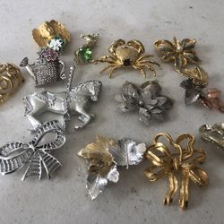 Brooch Lot 