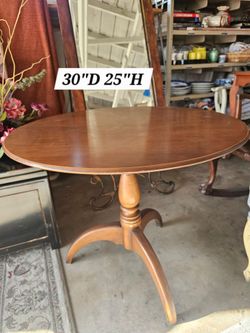 Consider H. Willett Inc Brownleigh Solid Maple Cocktail / Bistro Table