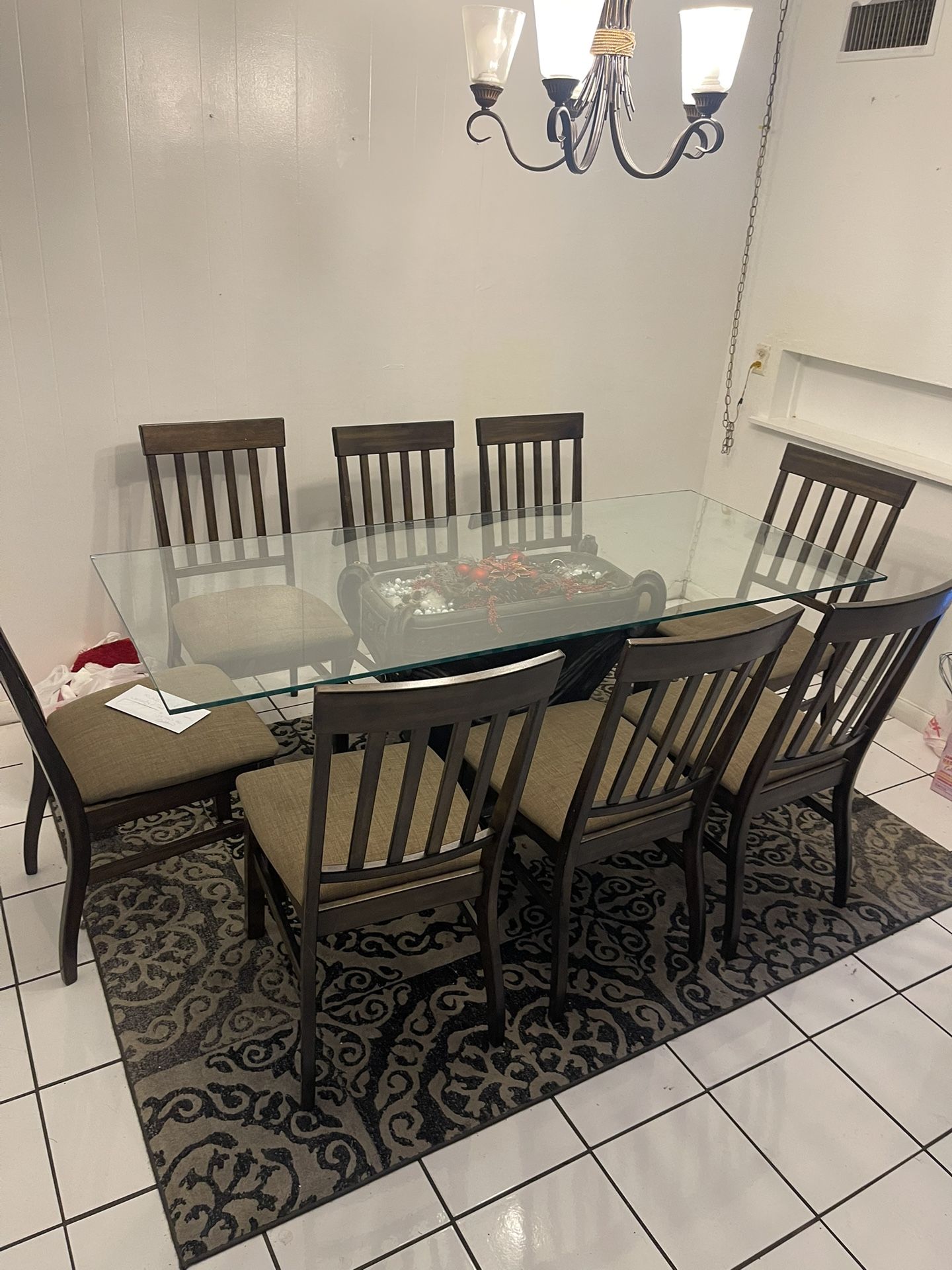 Kitchen Table And Chairs