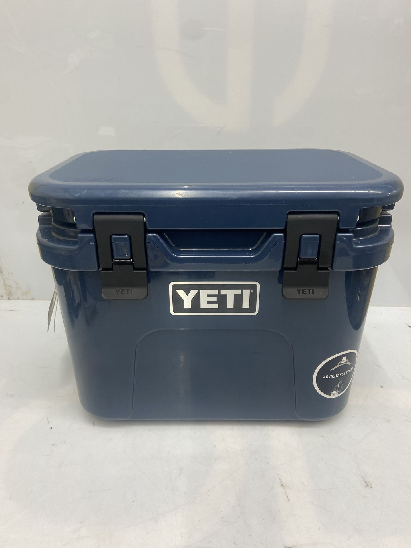 YETI ROADIE 15 HARD COOLER