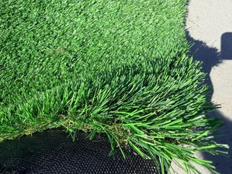 Brand new turf 15x12.5 $265 firm artificial turf