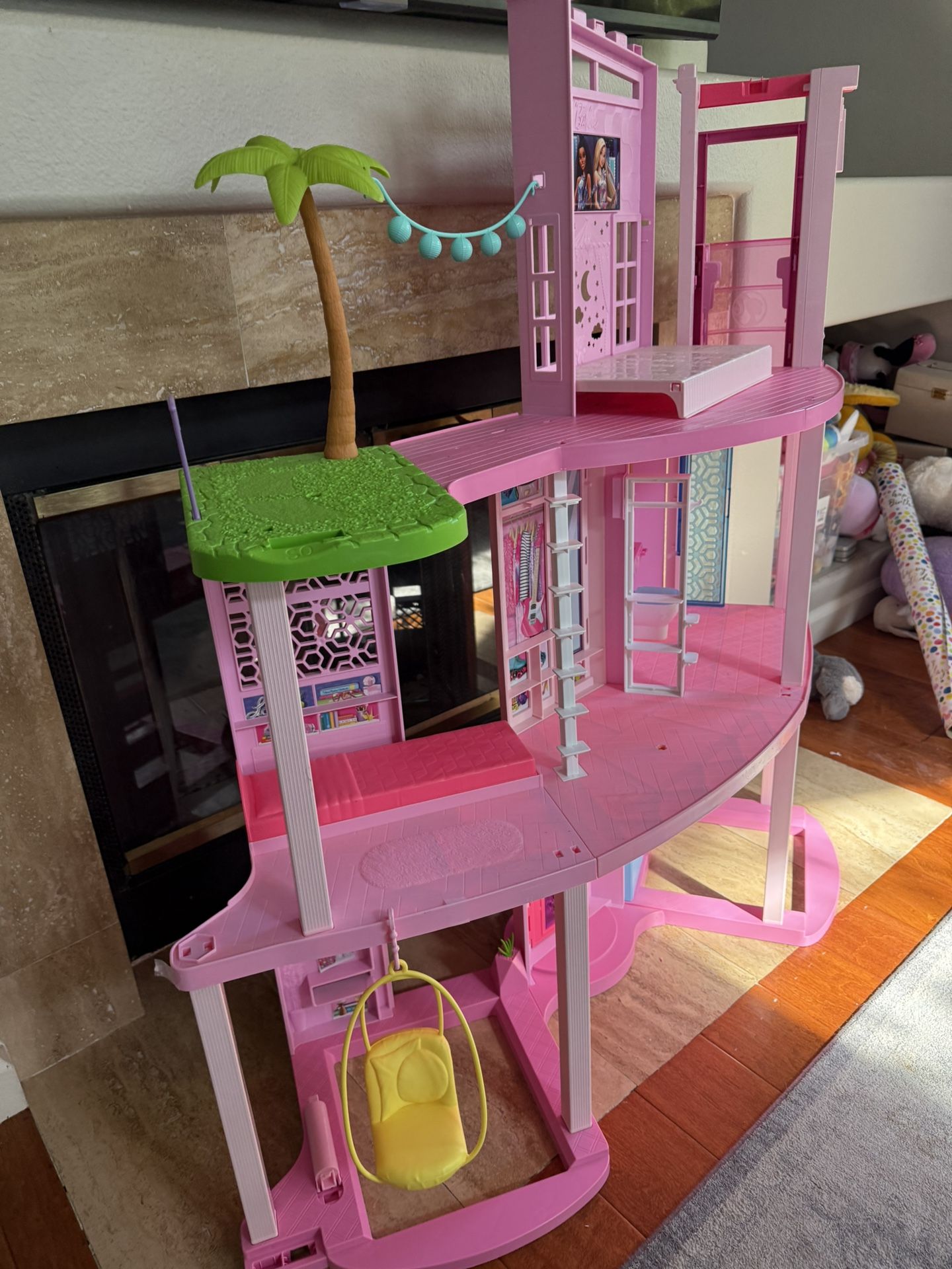 Doll’s House FREE