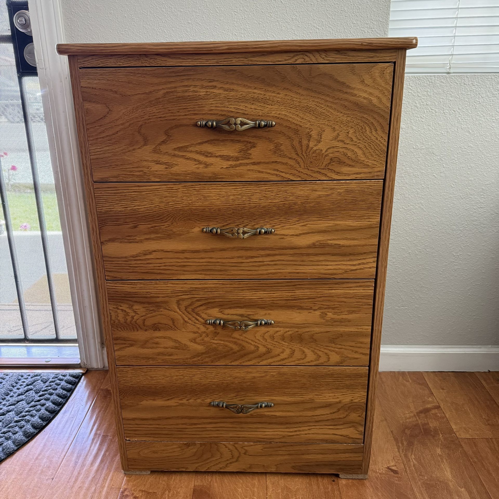 4 Drawer Chest
