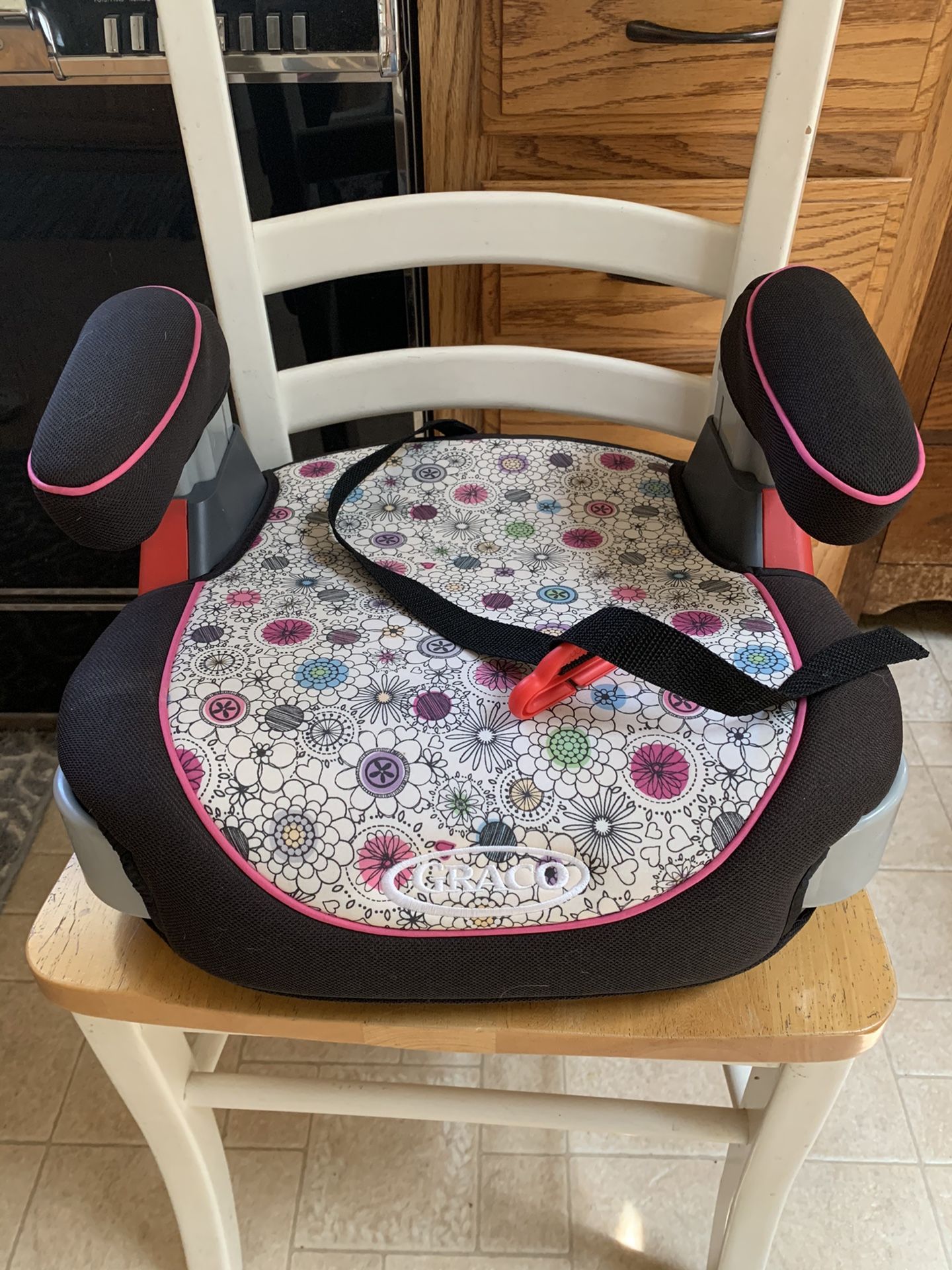 Like New Graco car booster seat