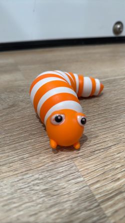 Slug figet toy