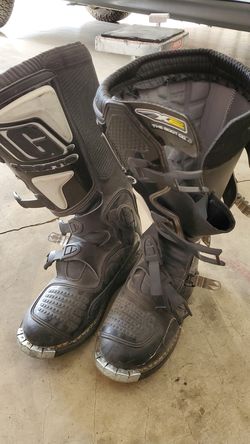 Motorcycle boots