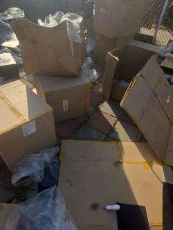 Free box.... Cajas de cartón gratis recicle