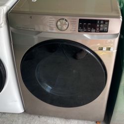 New Open Box Samsung Dryer 27” In Perfect Working Conditions 