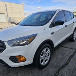 2019 Ford Escape S with 90k mileage