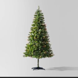 Xmas tree Pre-lit