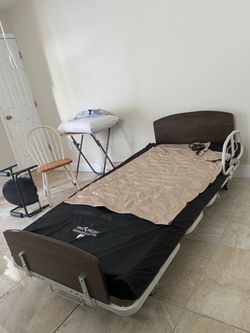 Electric Hospital Bed with MedMizer Mattress