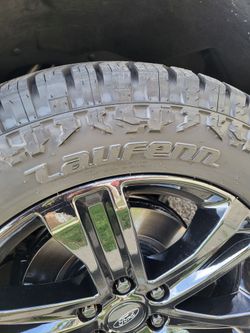 Rines y Llantas F150 275/55/20 Laufenn. 20x8.5 Negros