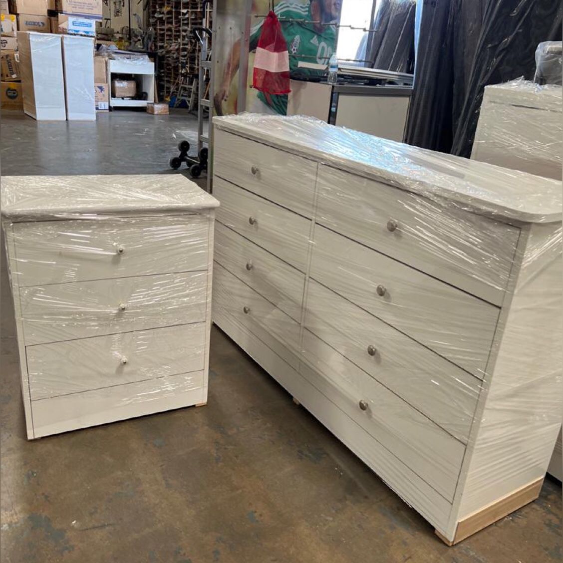 Set Dresser