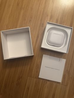 Apple AirPods Pro (2nd Generation, 2023) USB-C - Model A3048 with MagSafe Case (Model A2968)