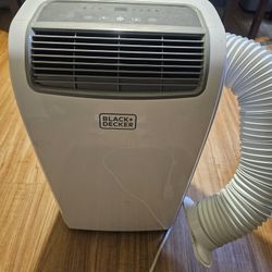 Black + Decker AC unit 