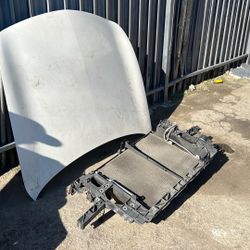 2011 Infiniti G25  O G37. Parts 