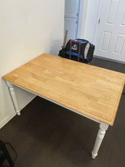 Wooden Dining Table - Expandable