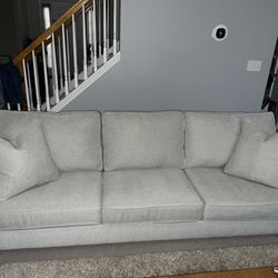 Like New - Haverty’s Sofa