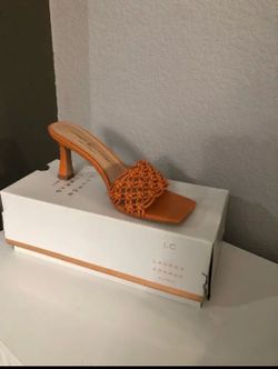 brand new chinese laundry heels size 7