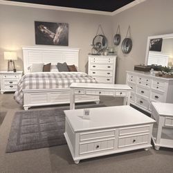Gorgeous Luxury Farmhouse Style Bedroom Set