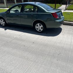 2005 Saturn Ion