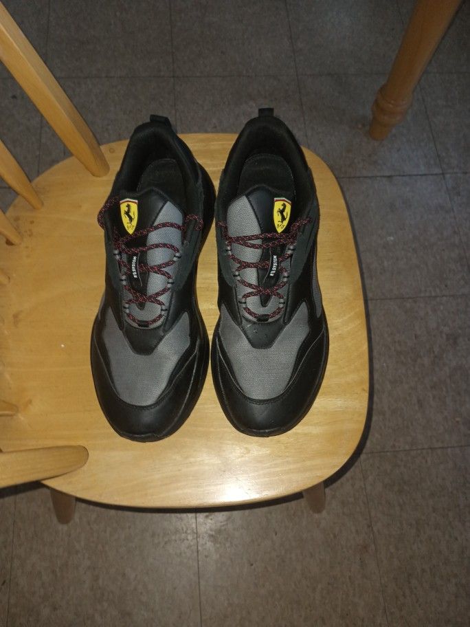 Puma Ferrari Sneakers