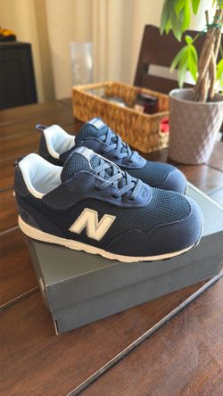 New Balance Little Kids Size 10 X-Wide Sneakers- Brand New