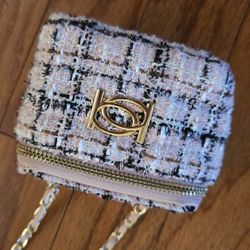 Small Cross Body Purse 