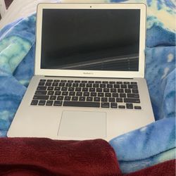apple computer can be used for parts 