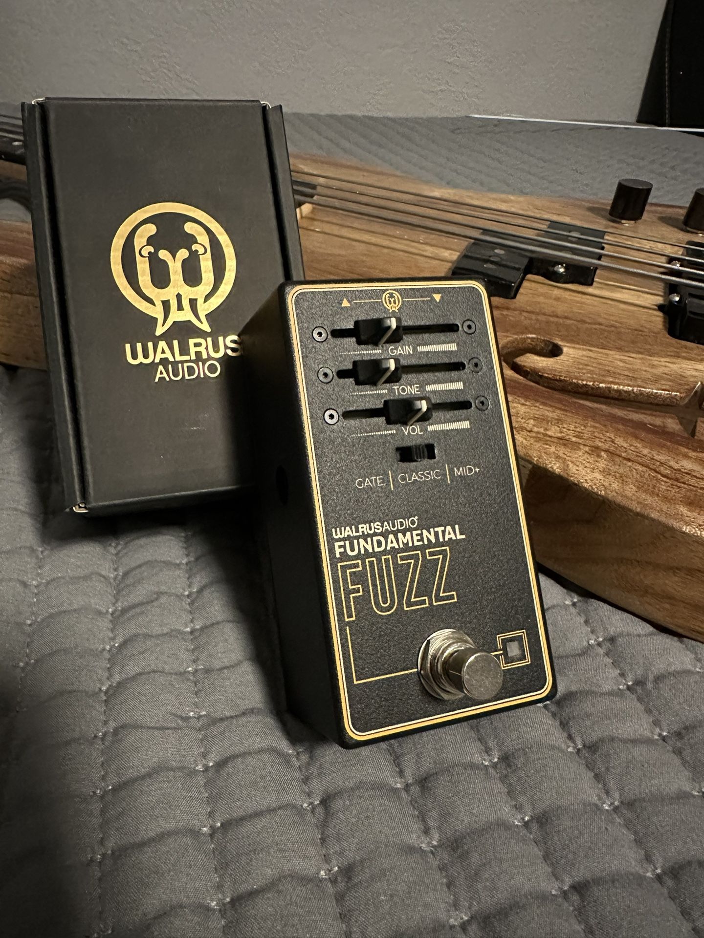 Walrus Audio Fundamental Fuzz