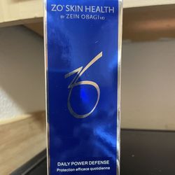 Zoe Skin Health Daily Power Defense.