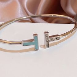 Tiffany T Bracelet (7 Inch )