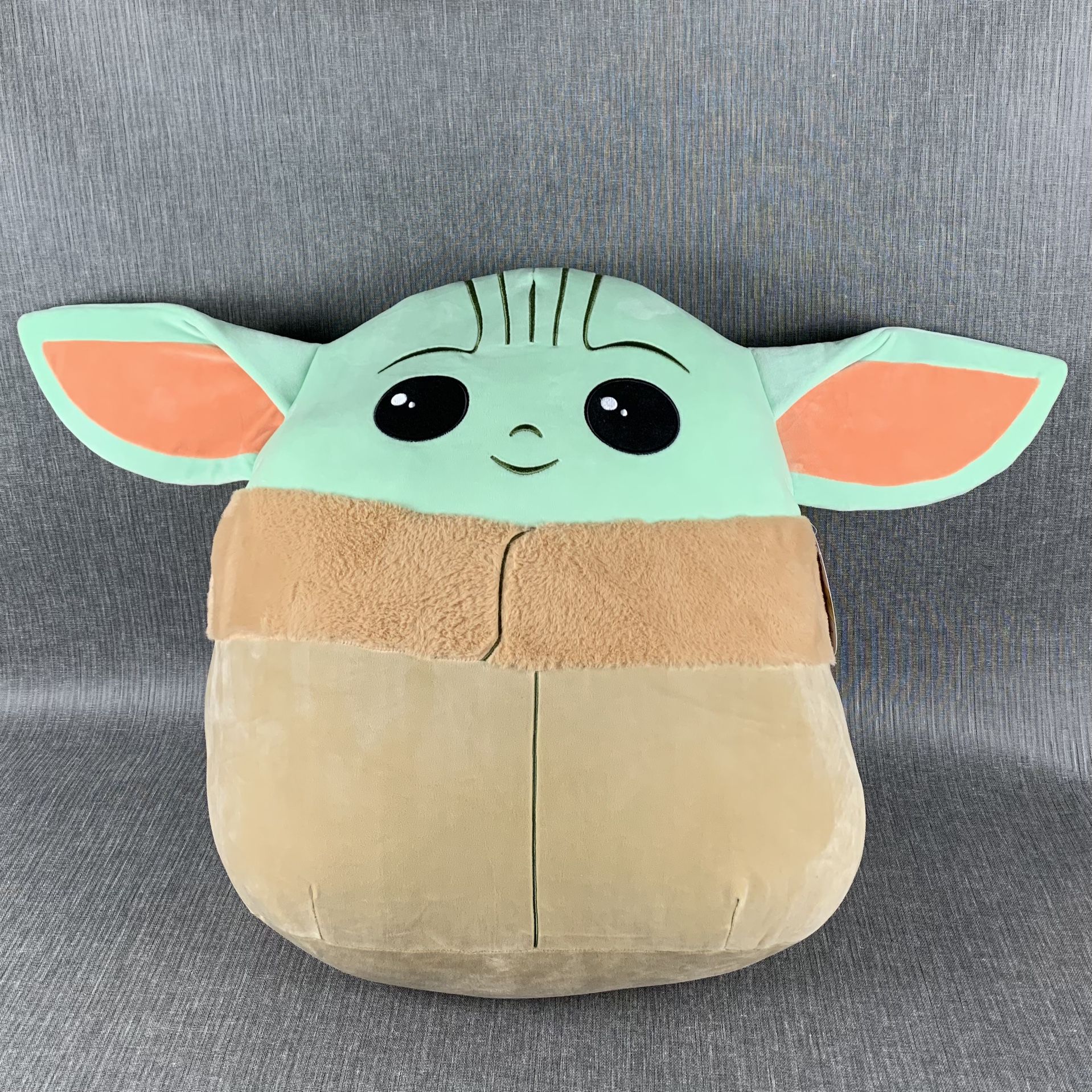Brand new with tags 20" Disney The Child / Baby Yoda Squishmallow - Star Wars Mandalorian