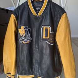 Zara DNWR Subconscious 1975 Varsity Jacket - Black/Yellow Bomber Coat - Size M