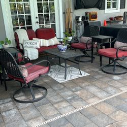 Loveseat With 4 Chairs And Tables