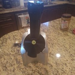 Brand New Yonanas Frozen Treat Maker, Make Sorbet And Much More With Frozen Fruits $45.00