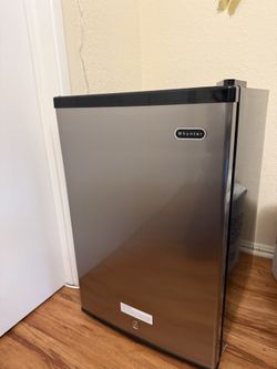 Mini freezer