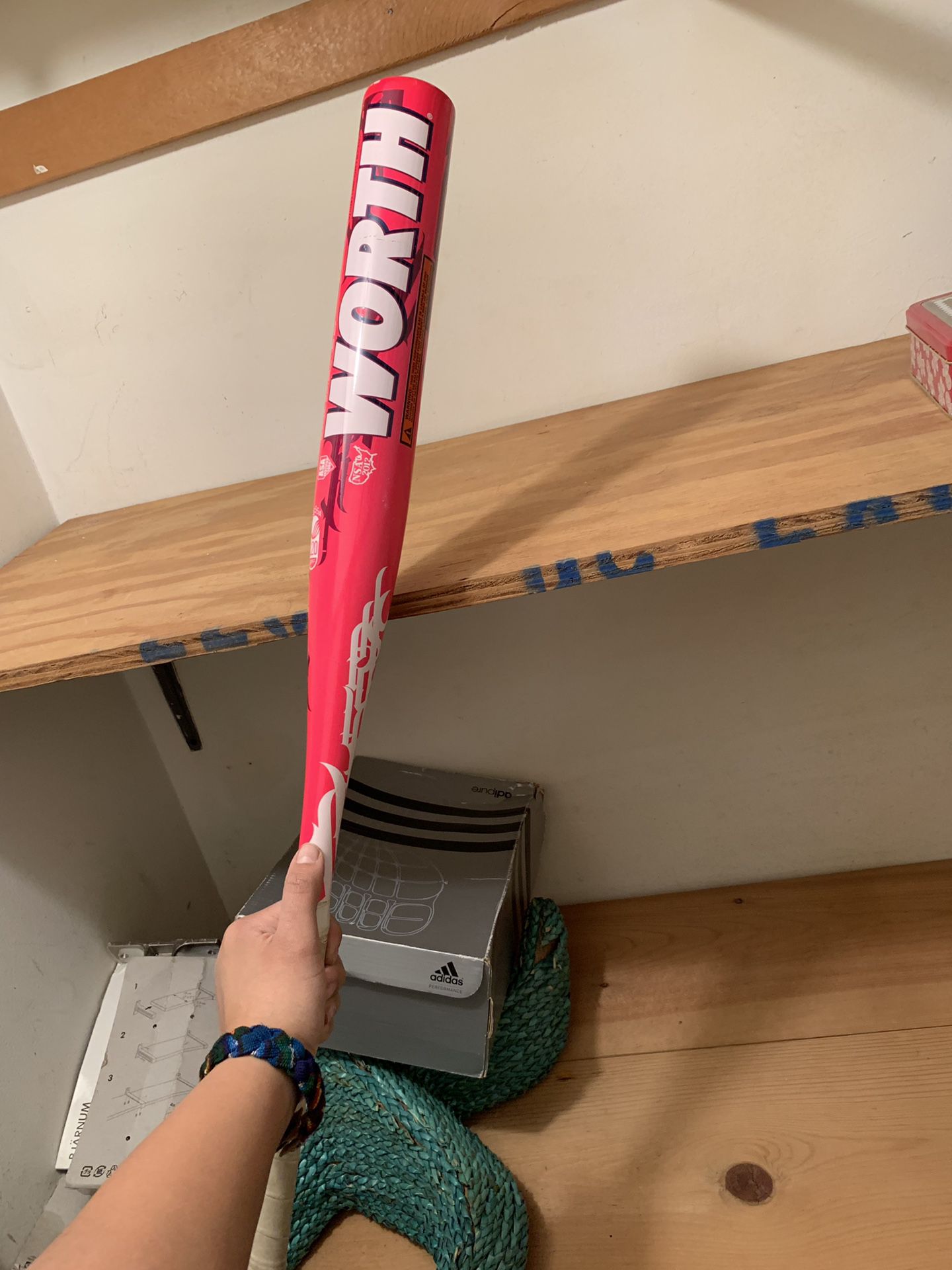 Pink baseball aluminum bat